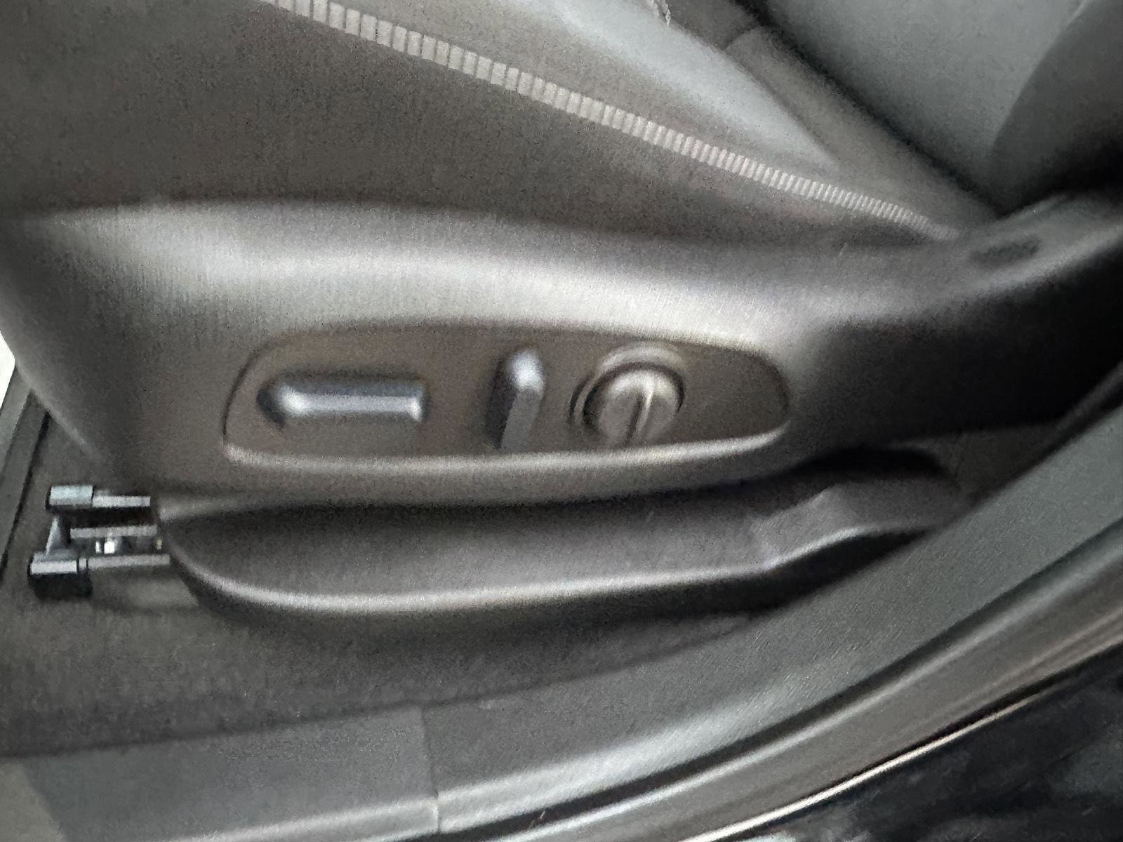 Used 2023 Chevrolet Blazer LT w/ Convenience Package image 24