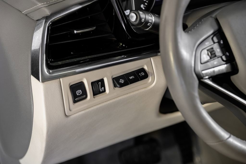 Used 2020 Cadillac XT6 Premium Luxury image 21