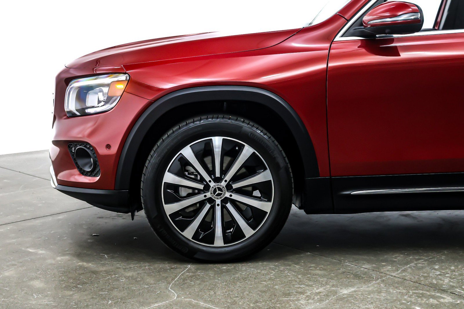 Used 2021 Mercedes-Benz GLB 250 4MATIC image 11