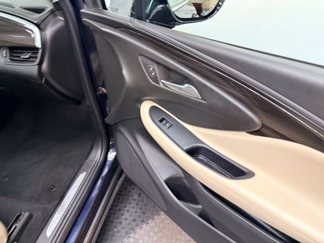 Used 2020 Buick Envision Essence w/ Experience Buick Package AWD/4WD image 40