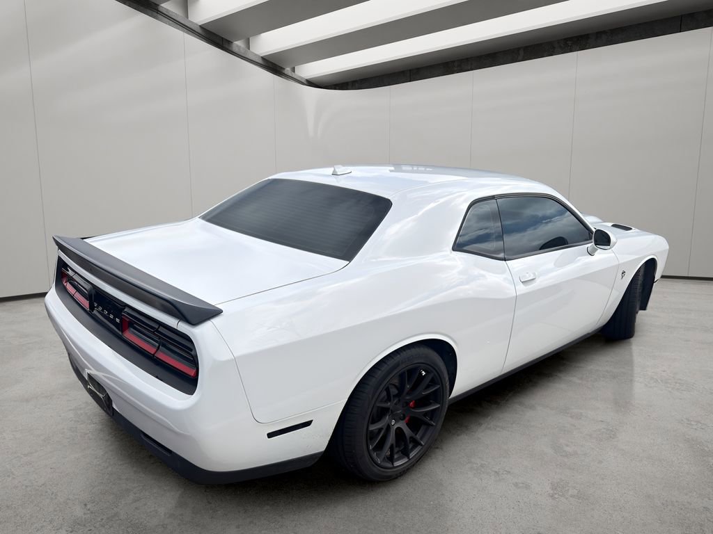 Used 2016 Dodge Challenger SRT Hellcat RWD image 7