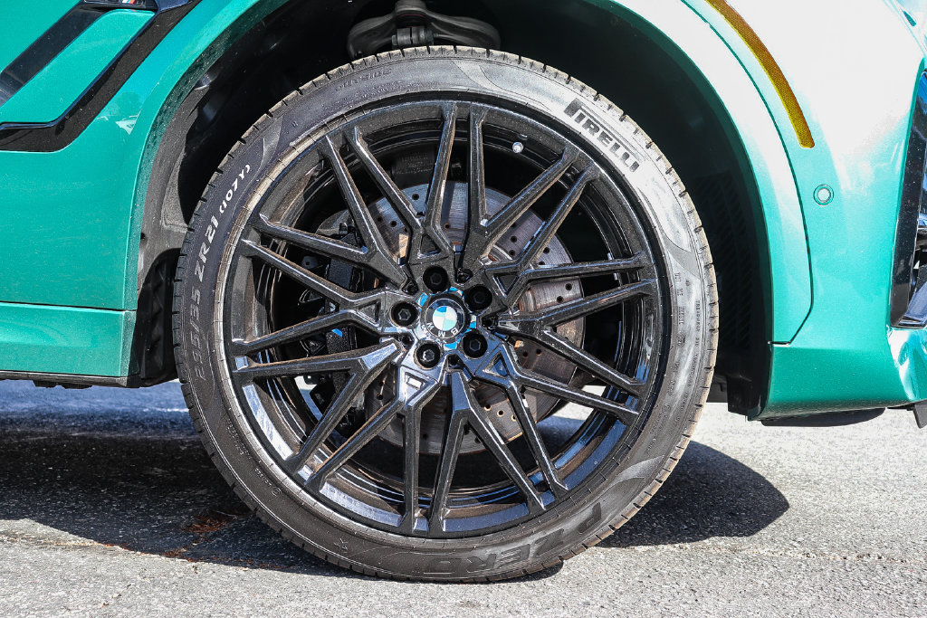 Used 2025 BMW X6 M Competition w/ Executive Package AWD/4WD image 9