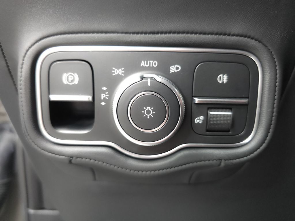 Used 2025 Mercedes-Benz G 580 w/ EQ Technology image 10