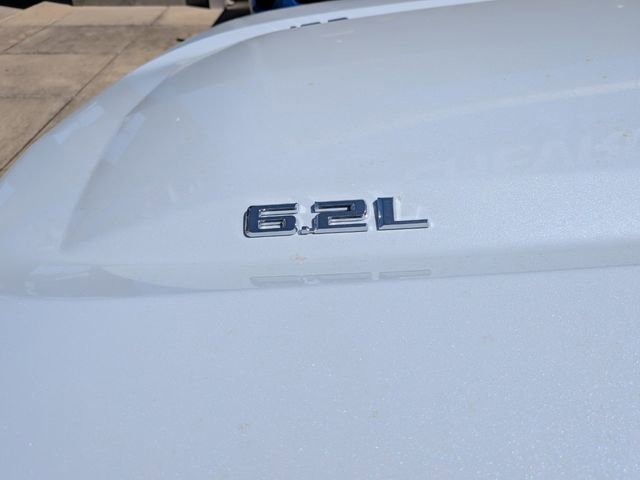 New 2026 Chevrolet Silverado 1500 High Country w/ Technology Package AWD/4WD image 11