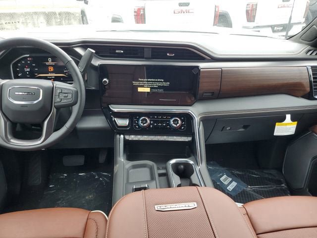 New 2026 GMC Sierra 3500 Denali Ultimate AWD/4WD image 15