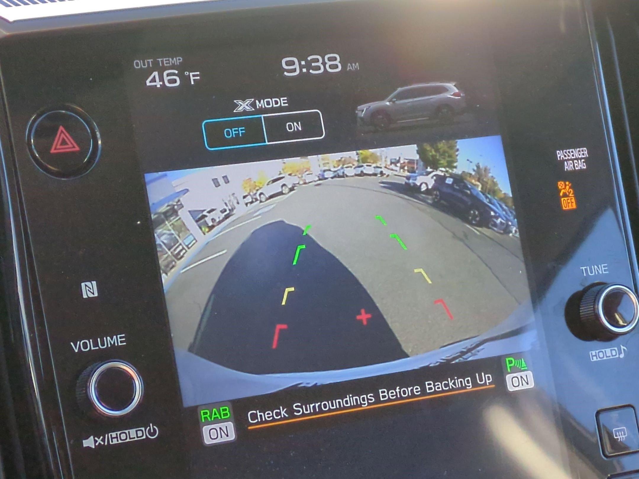 Used 2024 Subaru Ascent Premium w/ Convenience Package image 12