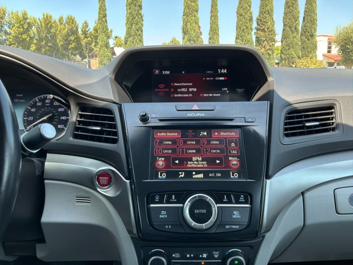 Used 2016 Acura ILX FWD image 15