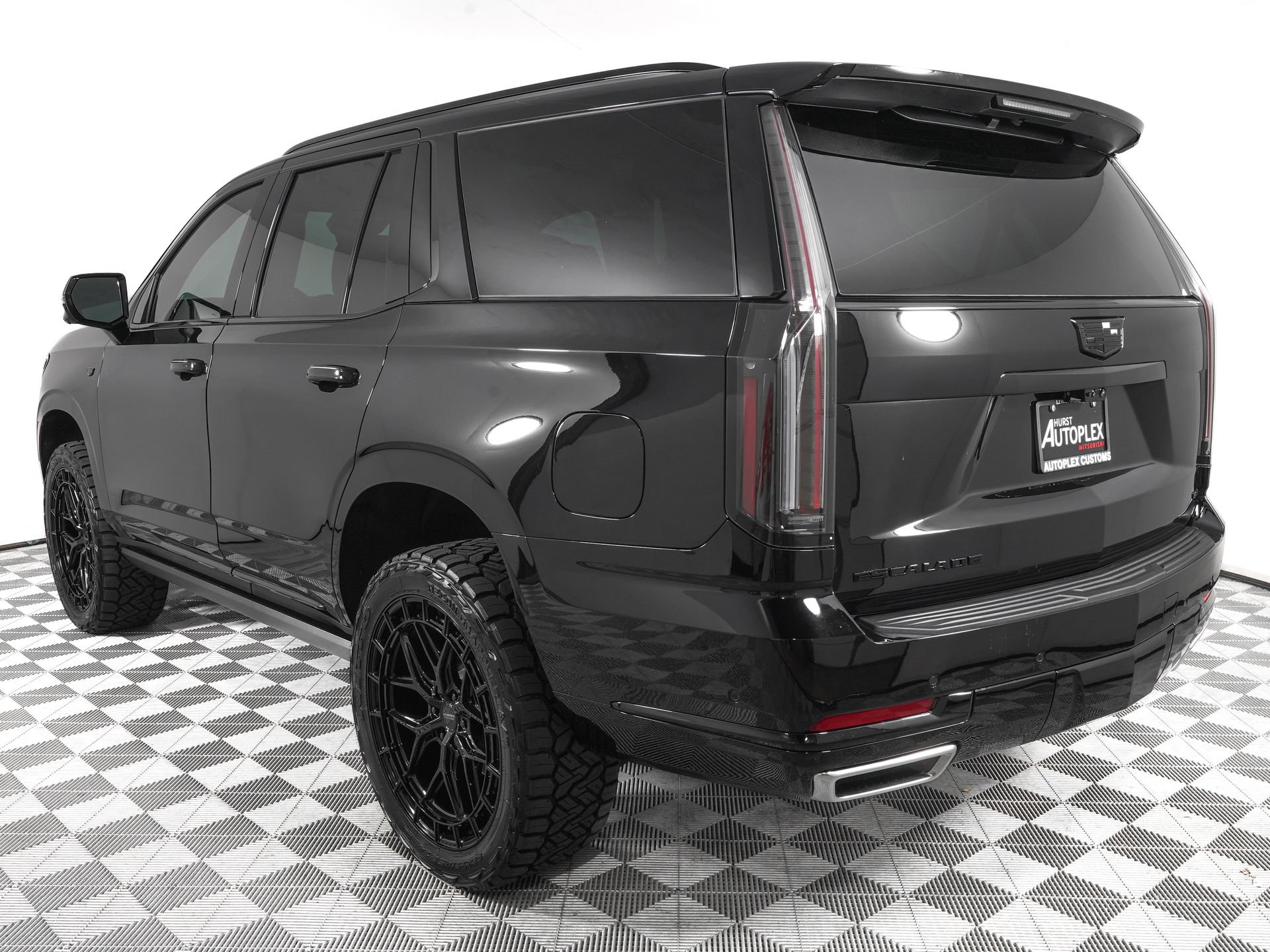 Used 2026 Cadillac Escalade Luxury w/ Touring Package AWD/4WD image 7
