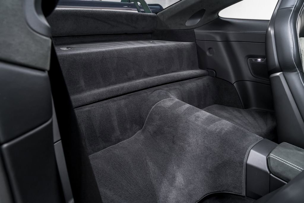 Used 2024 Porsche 911 GT3 RWD image 30