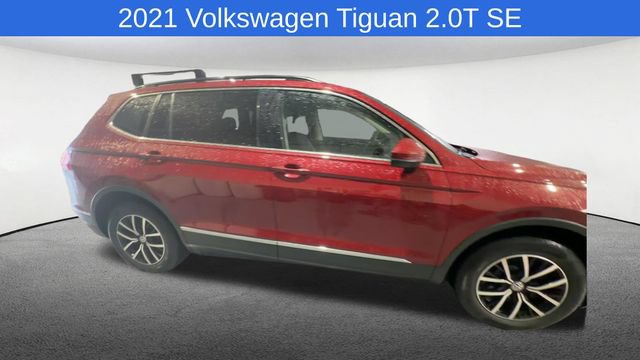 Used 2021 Volkswagen Tiguan SE w/ Panoramic Sunroof Package AWD/4WD image 10