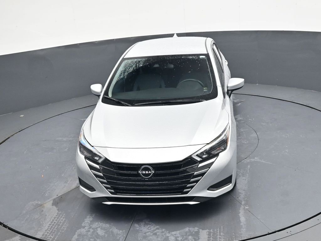 Used 2025 Nissan Versa SV w/ Trunk Package image 23