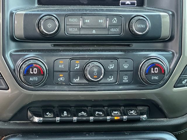 Used 2017 Chevrolet Silverado 1500 High Country AWD/4WD image 24