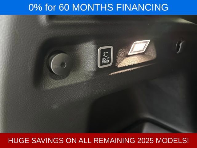 New 2025 Jeep Grand Cherokee L Altitude image 8