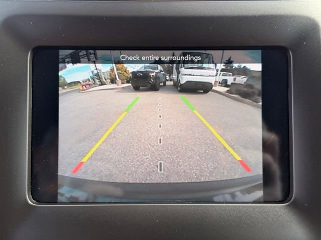 Used 2019 Jeep Cherokee Latitude Plus w/ Cold Weather Group AWD/4WD image 6