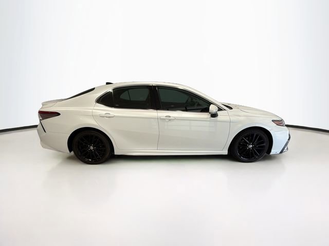 Used 2021 Toyota Camry XSE image 8