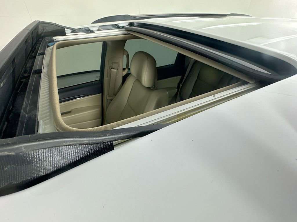 Used 2020 Jeep Grand Cherokee Limited image 25