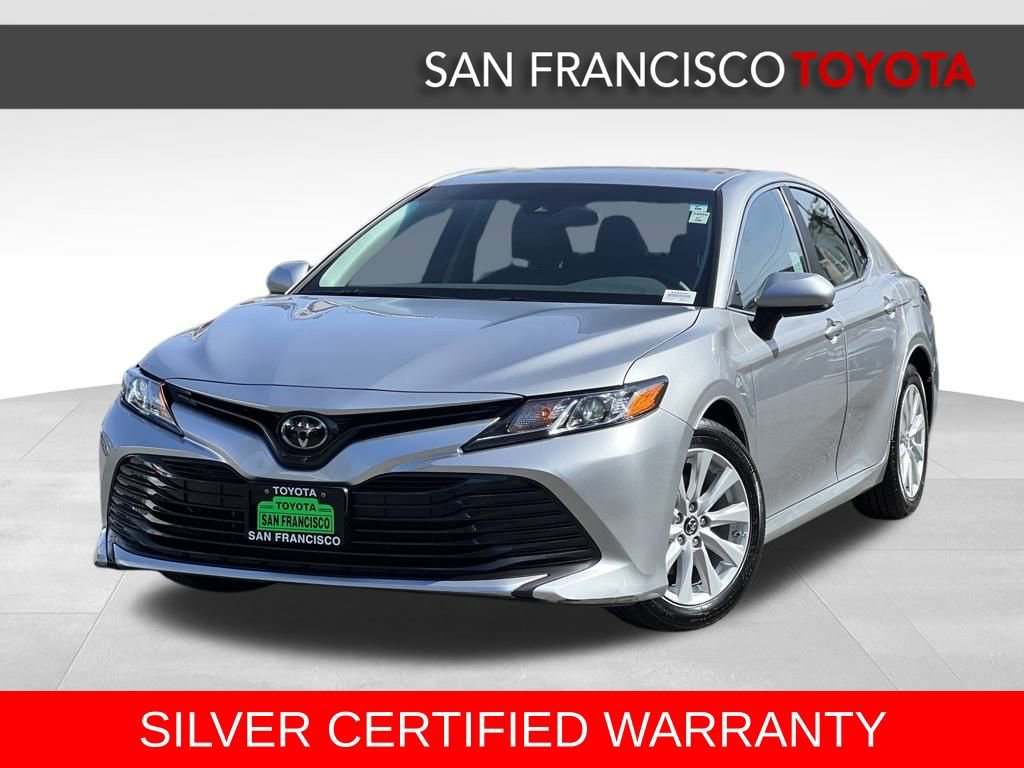 Certified 2018 Toyota Camry LE image 1
