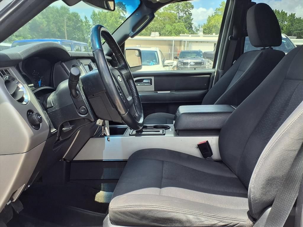 Used 2017 Ford Expedition EL XLT AWD/4WD image 10