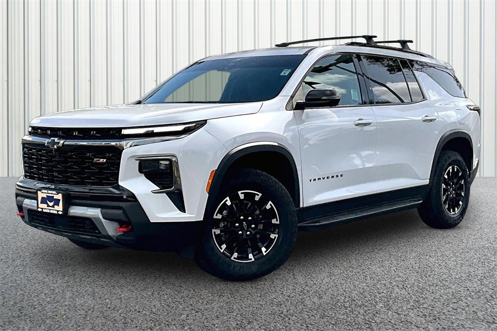 Used 2025 Chevrolet Traverse Z71 w/ Driver Confidence Package image 23