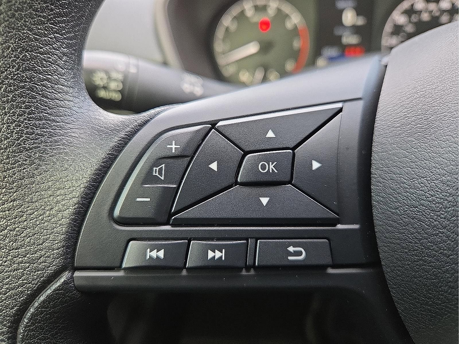 Used 2024 Nissan Altima 2.5 S image 18