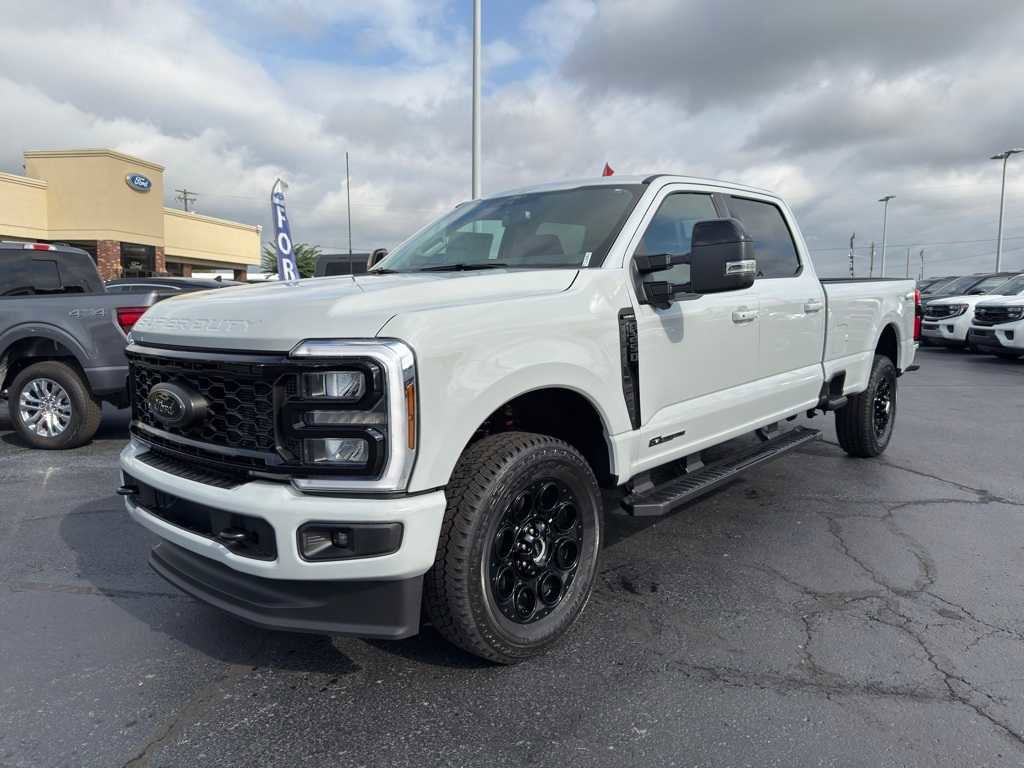 New 2026 Ford F250 Lariat w/ Black Appearance Package image 28