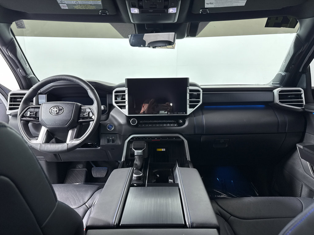 Used 2024 Toyota Sequoia Platinum image 4