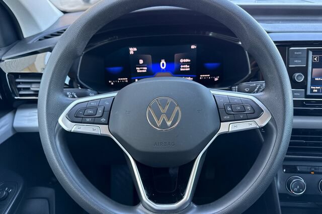 Certified 2022 Volkswagen Taos S FWD image 23