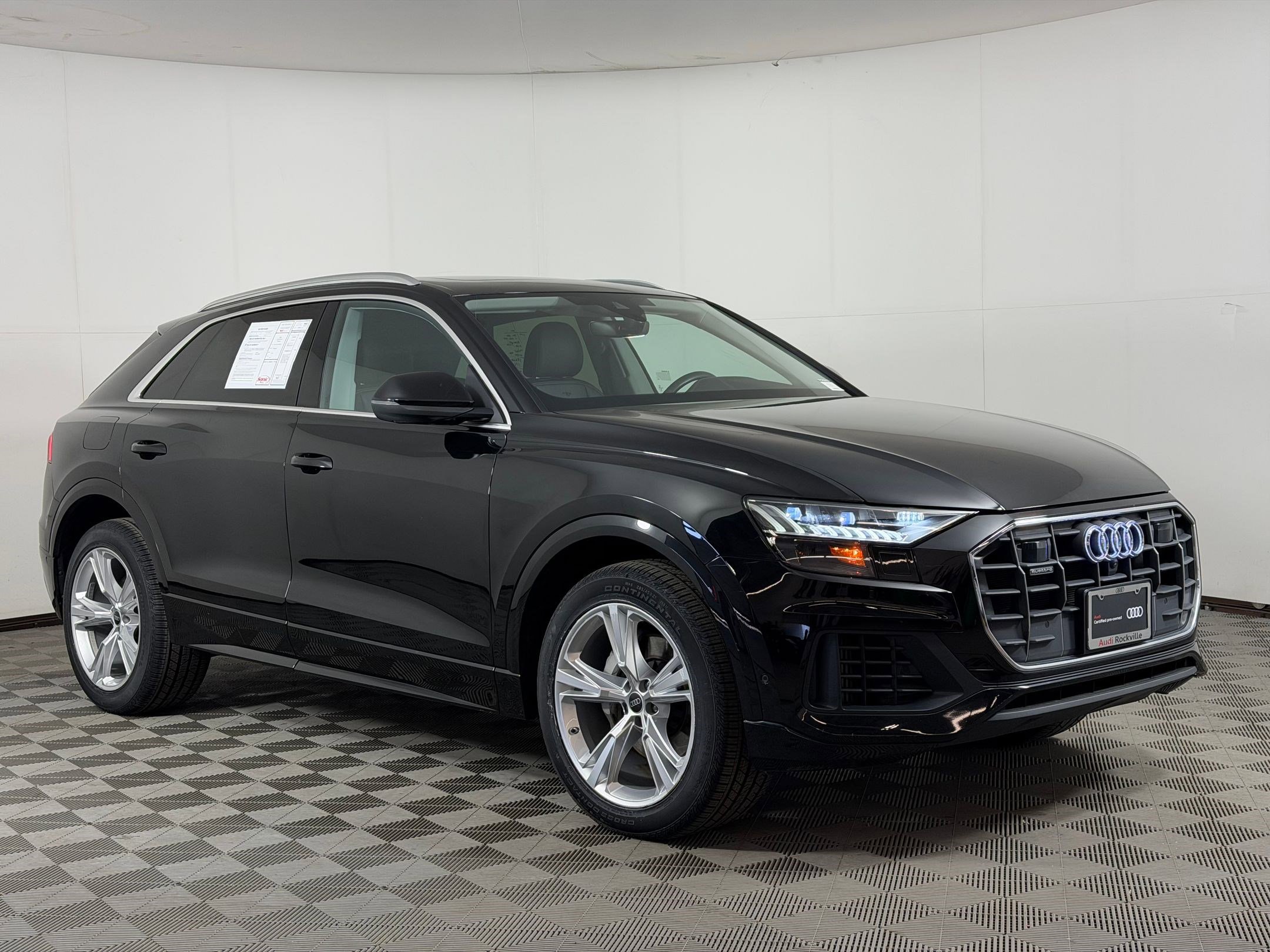 Used 2023 Audi Q8 Premium w/ Convenience Package image 7