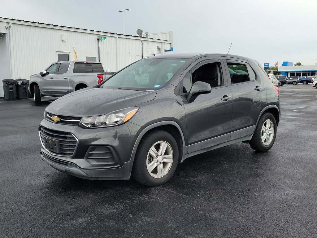 Used 2020 Chevrolet Trax LS FWD image 13