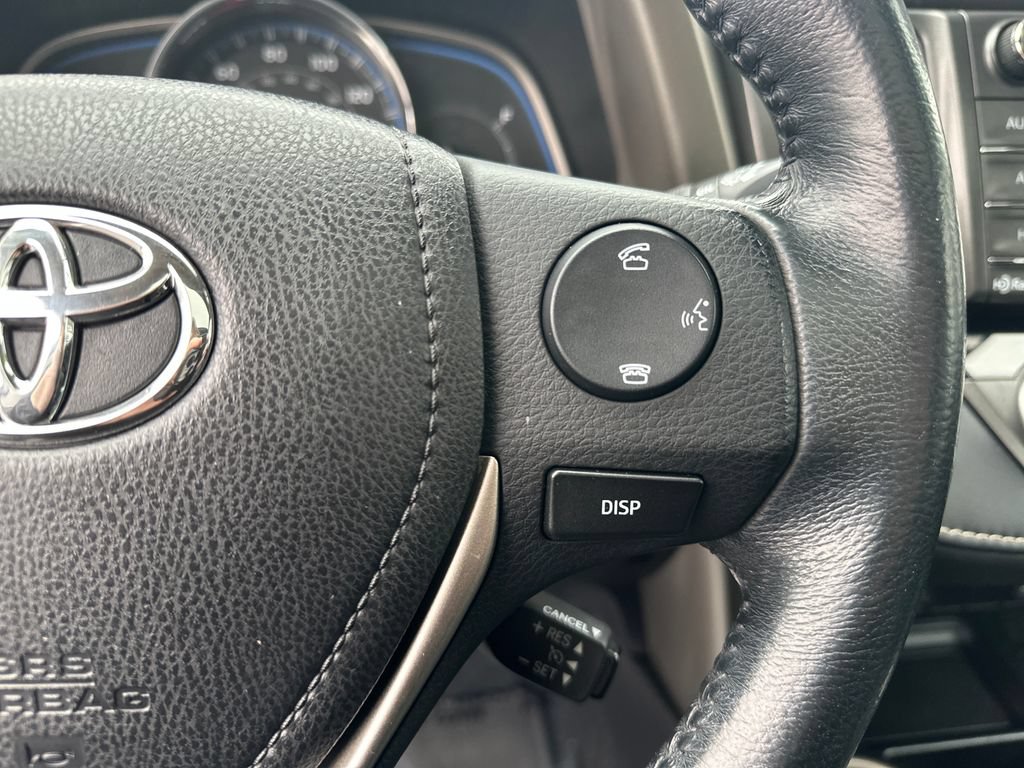 Used 2015 Toyota RAV4 Limited w/ Technology Package AWD/4WD image 20