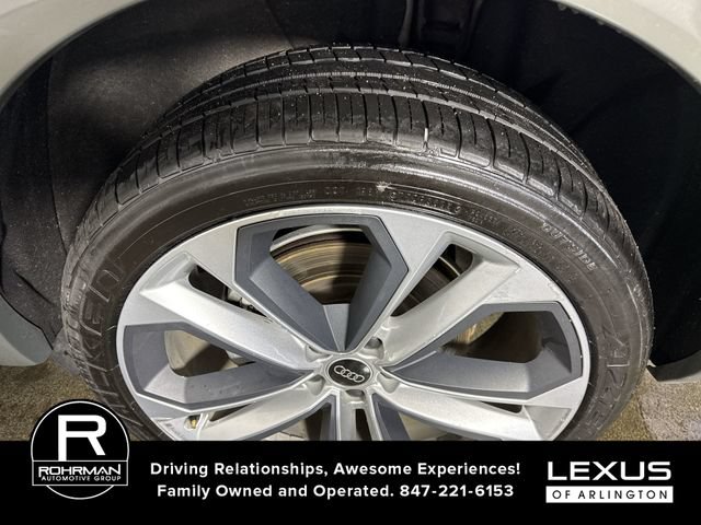 Used 2023 Audi Q5 2.0T Premium Plus w/ Premium Plus Package AWD/4WD image 6