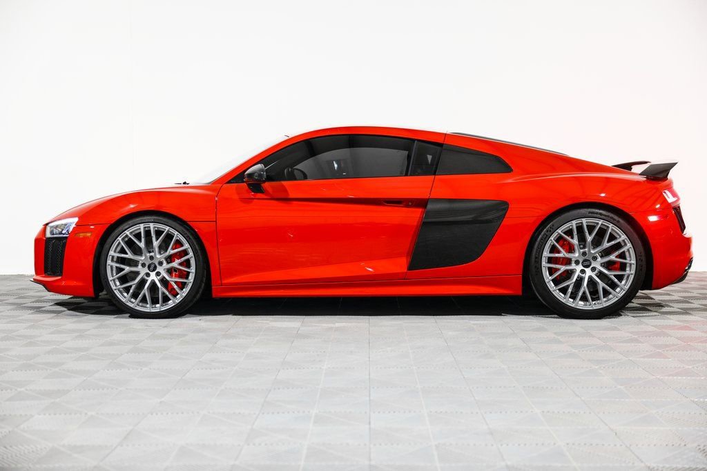 Used 2017 Audi R8 V10 plus AWD/4WD image 12