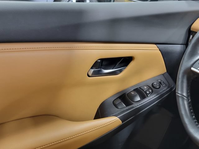Used 2022 Nissan Sentra SV w/ SV Premium Package FWD image 22