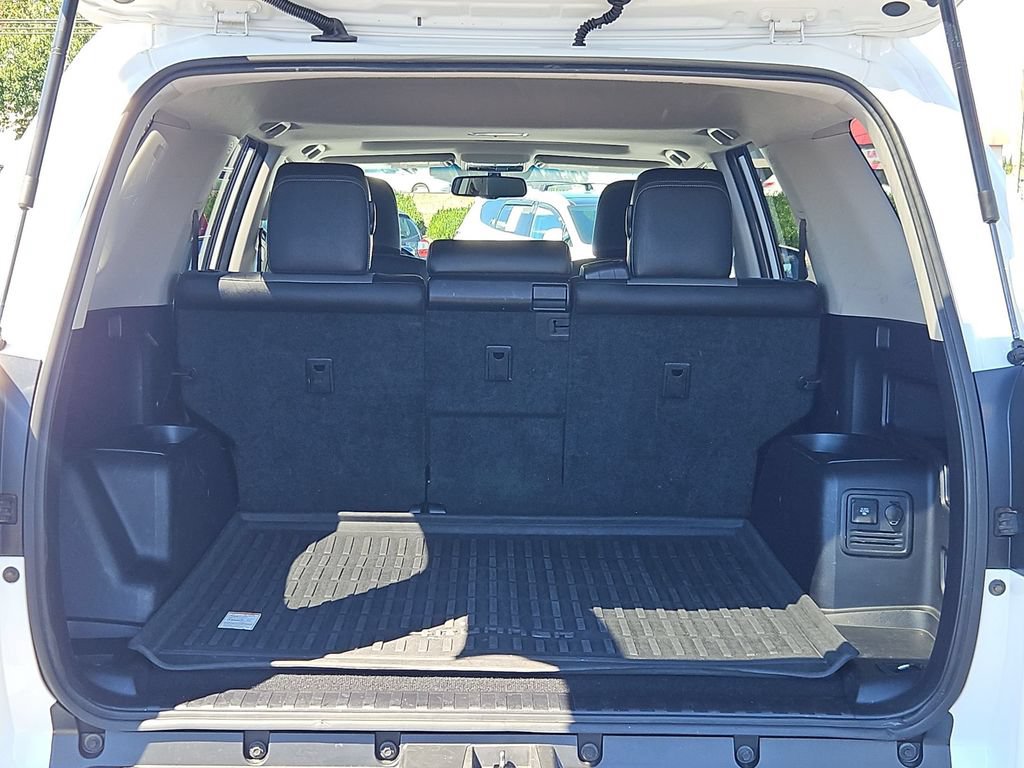 Used 2015 Toyota 4Runner SR5 Premium AWD/4WD image 24
