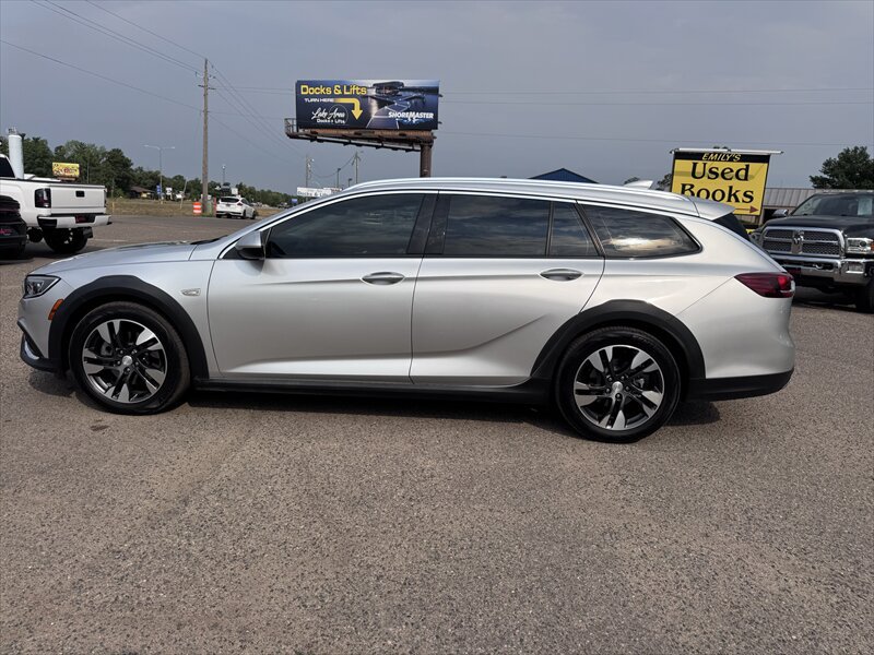 Used 2019 Buick Regal Preferred AWD/4WD image 6