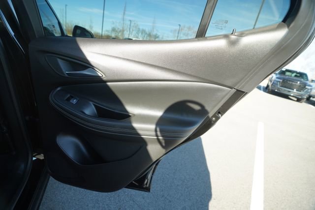 Used 2022 Buick Encore GX Preferred image 22