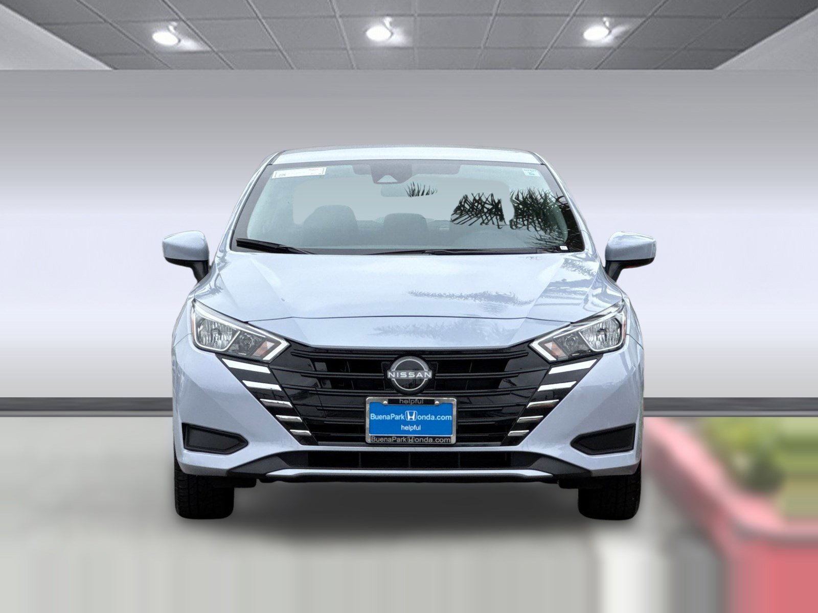 Used 2024 Nissan Versa SV FWD image 5