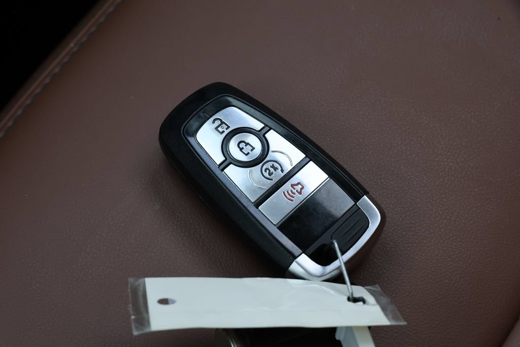 Used 2024 Ford Maverick Lariat FWD image 30
