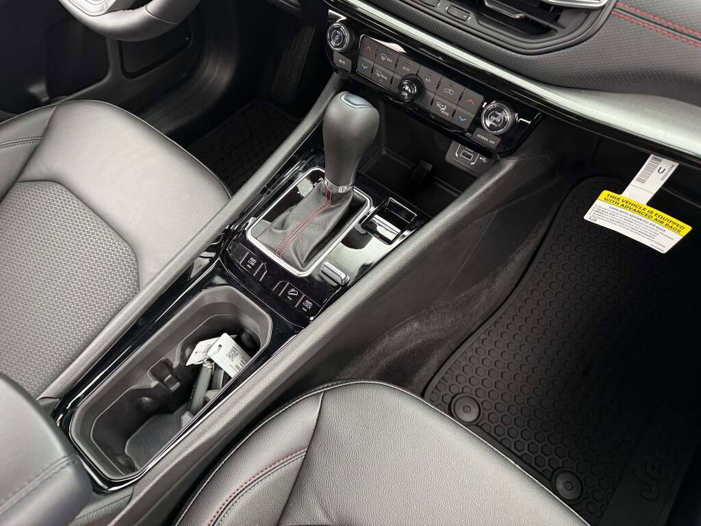 New 2026 Jeep Compass Trailhawk image 23