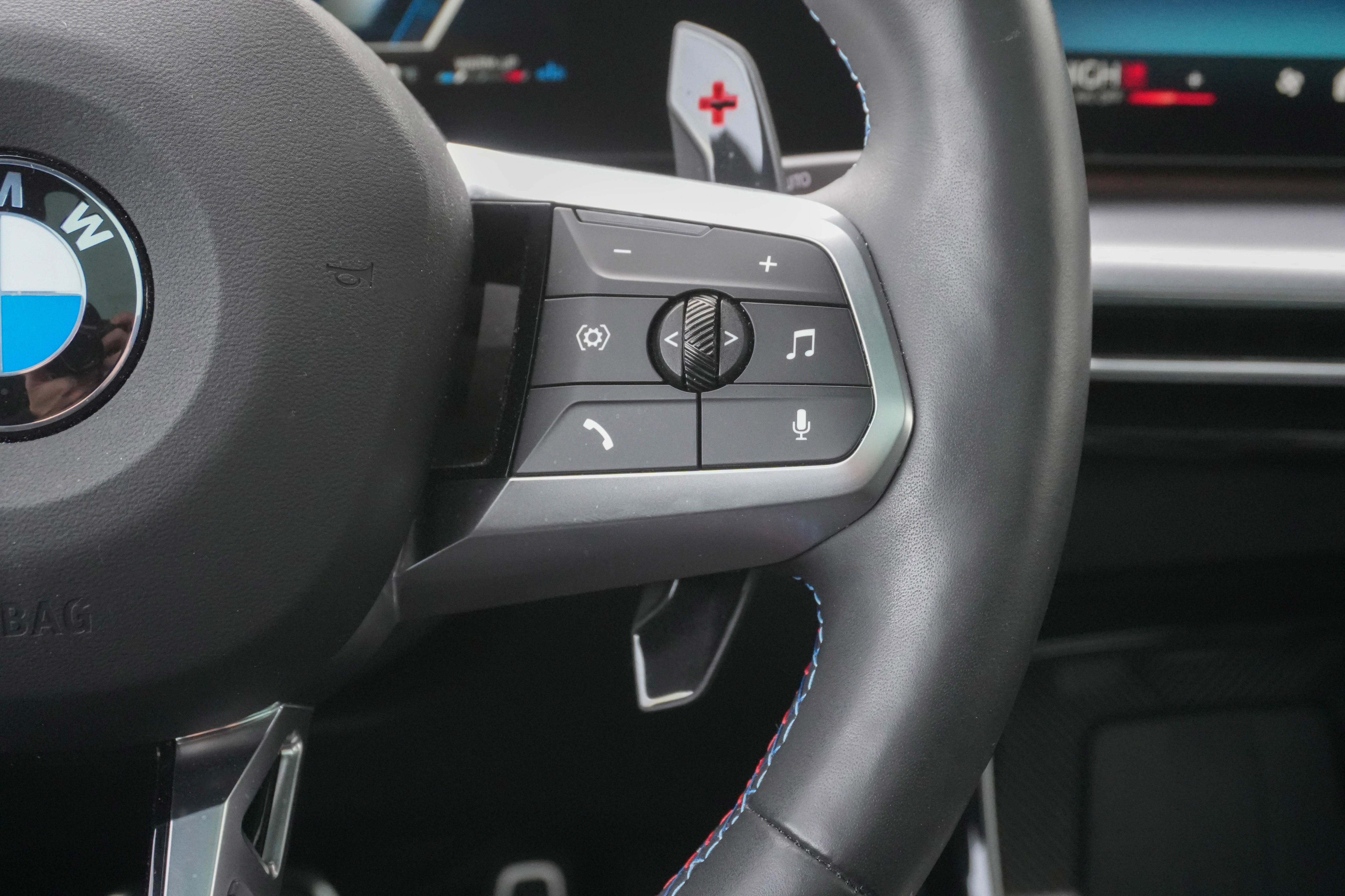 Certified 2025 BMW X2 M35i image 19