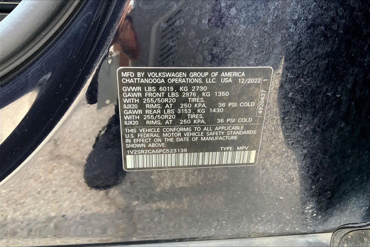 Used 2023 Volkswagen Atlas SEL R-Line AWD/4WD image 35