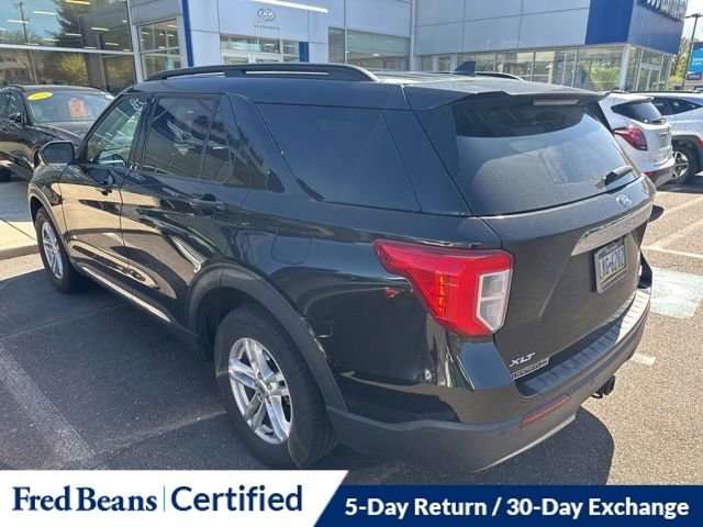Used 2023 Ford Explorer XLT w/ Equipment Group 202A AWD/4WD image 6