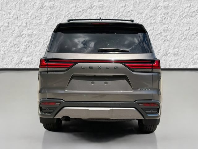 Used 2024 Lexus LX 600 4WD w/ Luxury Package image 4