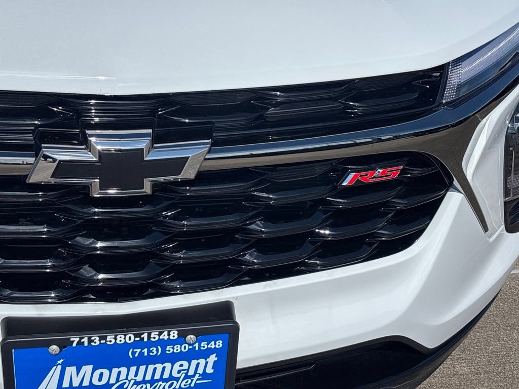 Used 2026 Chevrolet Trax RS FWD image 4
