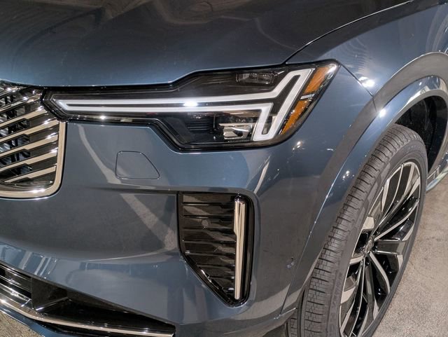 New 2026 Volvo XC90 B6 Ultra w/ Protection Package image 8
