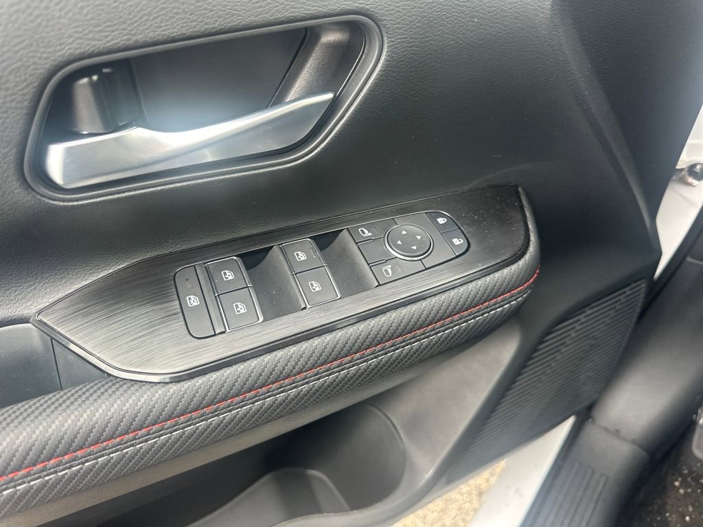 New 2026 Nissan Kicks SR w/ Cold Weather Package image 11