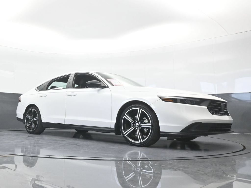 Used 2025 Honda Accord Sport image 62