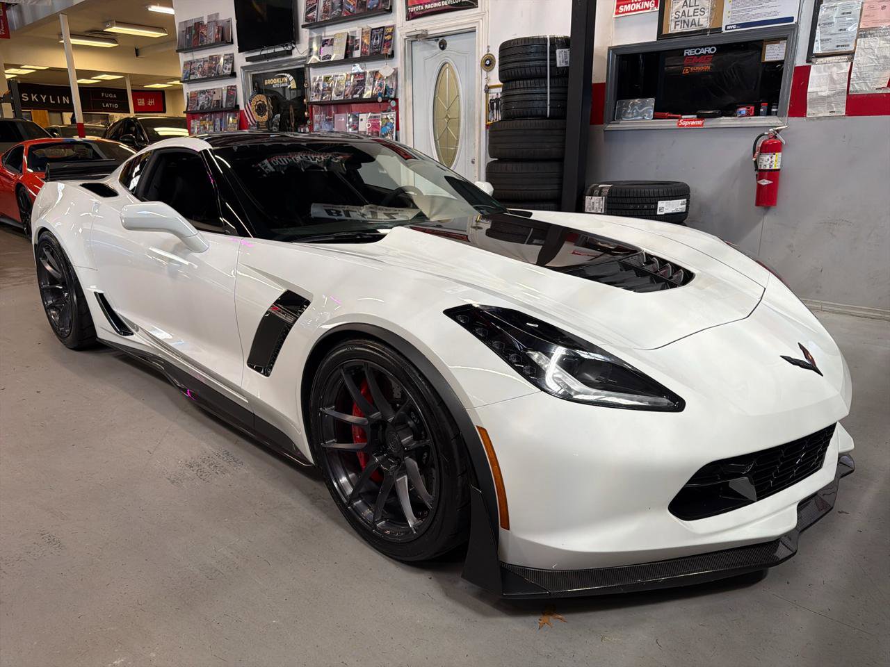 Used 2017 Chevrolet Corvette Z06 image 3