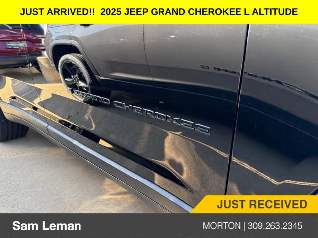 New 2025 Jeep Grand Cherokee L Altitude image 5