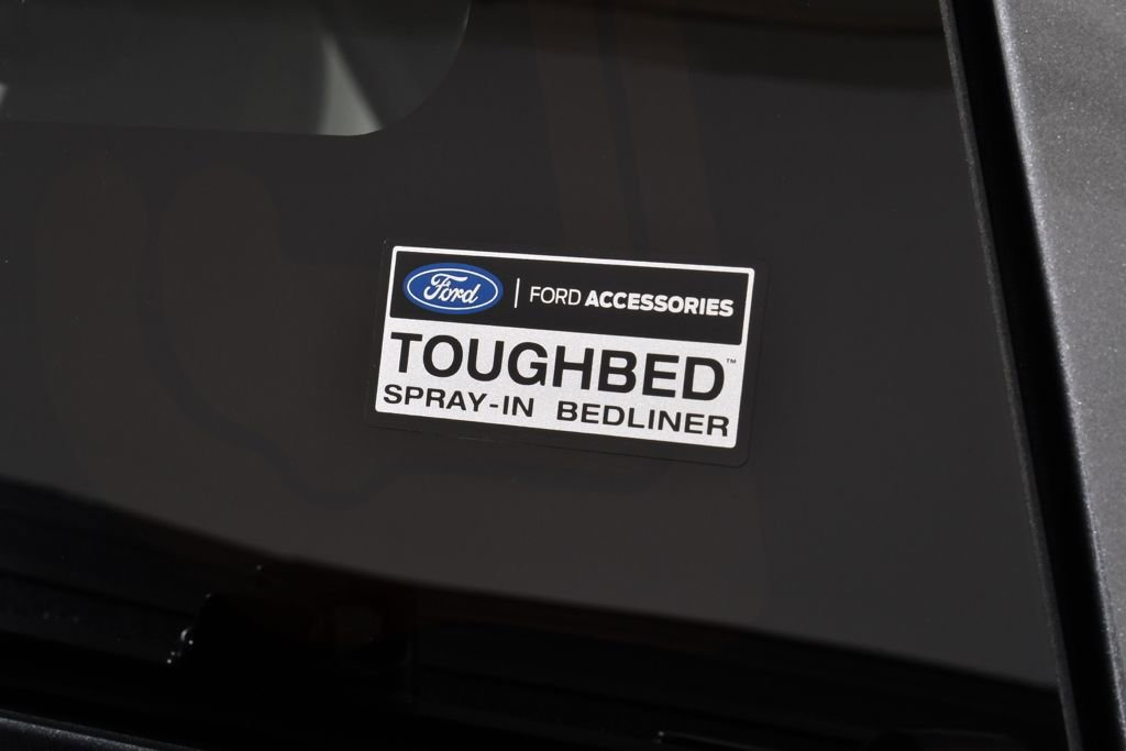 Used 2025 Ford F150 Lightning Platinum AWD/4WD image 24